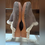 New York And Company Women's Wynna Clogs in Brown. Size 9 Brown Photo 4