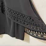 Jarlo London Jarlo Black Sleeveless Tiered Laser Cut Shift Dress Womens XS Mini Boho Crochet Photo 9