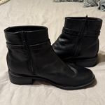 Clarks  Women's Maye Grace Fashion Boot Black Leather Sz 11 B36 Photo 2