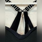 Brooks  Sportswear Woman’s Black & White Running Bra Size 34C Photo 1