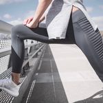 Koral Activewear Tuck tank top in heather grey neps size S small Photo 2