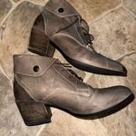 Taos heeled brown lace up 8.5 ortho ankle booties Brown Photo 2