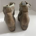 Sorel Booties Boots 1964 Premium Wedge Leather Perforated Lugged Sole Army Green Photo 2