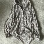 Bella Dahl  medium button down Photo 0