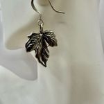 Silver tone maple leaf earrings Photo 4