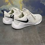 Nike  Zoom HyperAce 2 Women's White/Black Volleyball Shoes Size 11 Photo 5