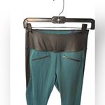 Aday Throw It Higher Leggings Green Photo 3