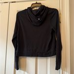 Rhoback Tempo Women’s Performance Cropped Hoodie in Midnight Black Size Small Photo 3