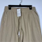 Soft Surroundings NWT Embroidered Crop Pant Size Medium Photo 2