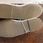 Universal Threads Universal Thread White Floral lace Mary Jane Women's flats size 7 Photo 2