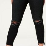 Good American NWT  Good Legs Step Hem Distressed Jeans Black141 Size 10 | Fits 16 Photo 0