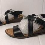 Dr. Scholls Dr. Scholl’s wedge heel sandal women size 6.5 M Photo 2