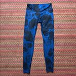 Lululemon ORIGINAL WUNDER UNDER LUXTREME  BLACK & BLUE JUMBO INKY FLORAL Photo 2