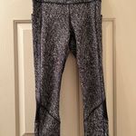 Lululemon Pace Rival Crop 21.5” Mid Rise Size 4 Suited Jacquard Black White Photo 0