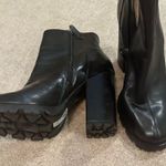 Schutz  NANDY NWOB Sz 9.5 lug sole Black Chunky Heeled Boots Photo 4