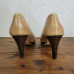 Cole Haan Womens Shoes Size 7.5 Nude Classic Leather High Heels Slip-On Pumps Photo 3