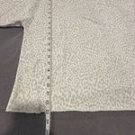 Gap Women's Sweater Grey White Cheetah Print Crew Neck Sweatshirt. Raw Hem. Sz:S Photo 3