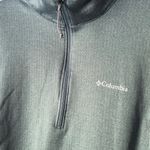 Columbia  pull over half zip up top, size medium Photo 4