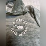 Cali 1850  distressed burnout top Photo 3