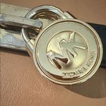 Michael Kors Hamilton Satchel
Purse Tan White Black Color Block
Lock & Key FOB Photo 3