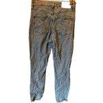 H&M  Destroyed Mom Jeans‎ Photo 4