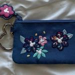 Vera Bradley Disney wallet Photo 0