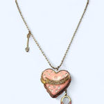 Betsey Johnson  Vintage 2000s Rare Pink locket heart necklace Photo 0
