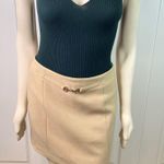 H&M | Camel Woven Mini Skirt with Gold Chain Photo 2