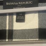 Banana Republic  Black and White Checkered Men's Shirt Photo 1