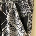 Lululemon Heat wave white black pants size 4 Photo 4