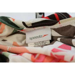 Speedo  ladies swimsuit size 8 Photo 3