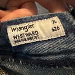Wrangler Women’s high rise bootcut Size 25 Photo 5