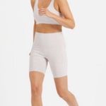 Vuori  Rhythm high-wasted Biker Shorts Photo 5