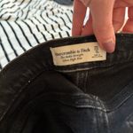 Abercrombie & Fitch Straight Abercrombie Ultra High-Rise Photo 2