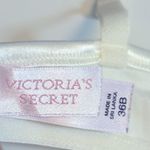Victoria's Secret Victoria’s Secret Cream Colored Bra 36B Photo 5