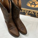 Ariat Women’s Heritage Round Toe Brown Cowboy Boots Size 10 medium width Photo 13