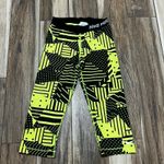 Nike  Pro lime green and black cropped leggings medium Photo 2