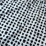 Liz Claiborne Sleeveless Blouse Womens Small White Black Print V Neck Career Photo 6