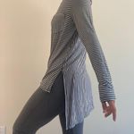 Striped Long Sleeved Shirt Black Photo 2