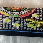 Embroidered Boho Artsy Festival Shoulder Bag & Wallet Set Photo 4