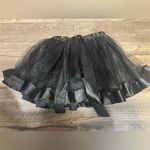 Chic Black Tulle A Photo 3