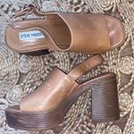 Steve Madden  9 leather Tan Block Heel Sandals Photo 0