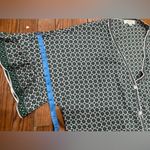 Max Studio Black and White Geometric Blouse Photo 7