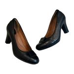 Clarks  Artisan Black Leather Dress Pumps, Sz 7.5 Narrow Photo 2