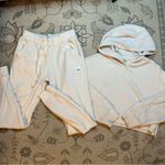 Alo Yoga Muse Sweatpants Womens size xs ivory joggers set white ribbed Photo 8