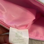 Lilly Pulitzer  Make up / Toiletries bag measurements in photos Photo 5