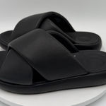 FitFlop  iQushion D-luxe Padded Size 8 EU 39 Black Leather Criss Cross Sandals Photo 0