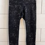 Lululemon  Wunder Under Crop ll Full On Luon in Star Crushed Coal Black. Size 6. Photo 4