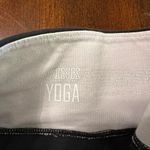 PINK - Victoria's Secret Victoria-s-secret-pink Women's Black Leggings Photo 2