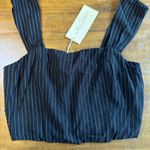 Pin striped tank Black Photo 1